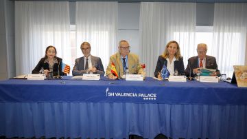 25-27 de abril, Junta de Gobierno de Cónsules Europeos E.F.C.A.C.-F.E.A.C.C.